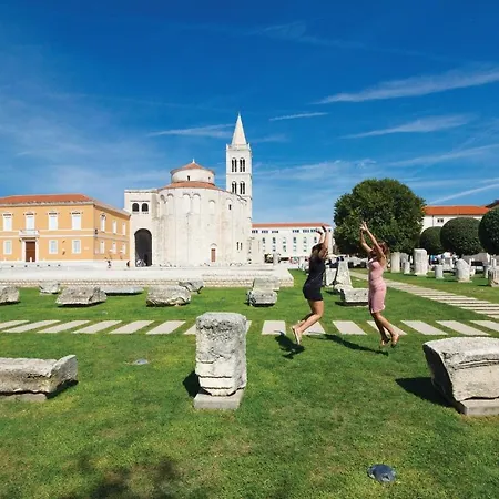 Dom wakacyjny Lovely In Murvica *