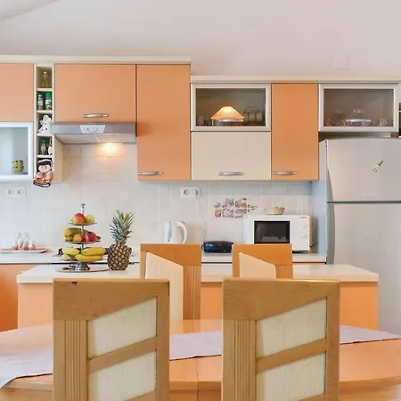 Lovely In Murvica Holiday home *